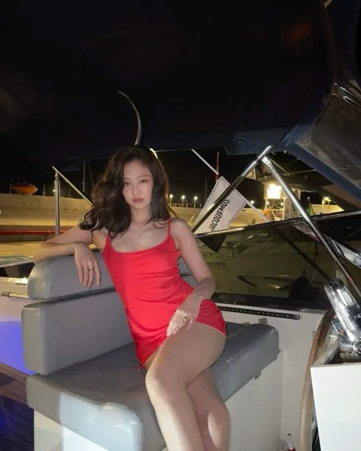 Jennie Kim wlw thumbnail