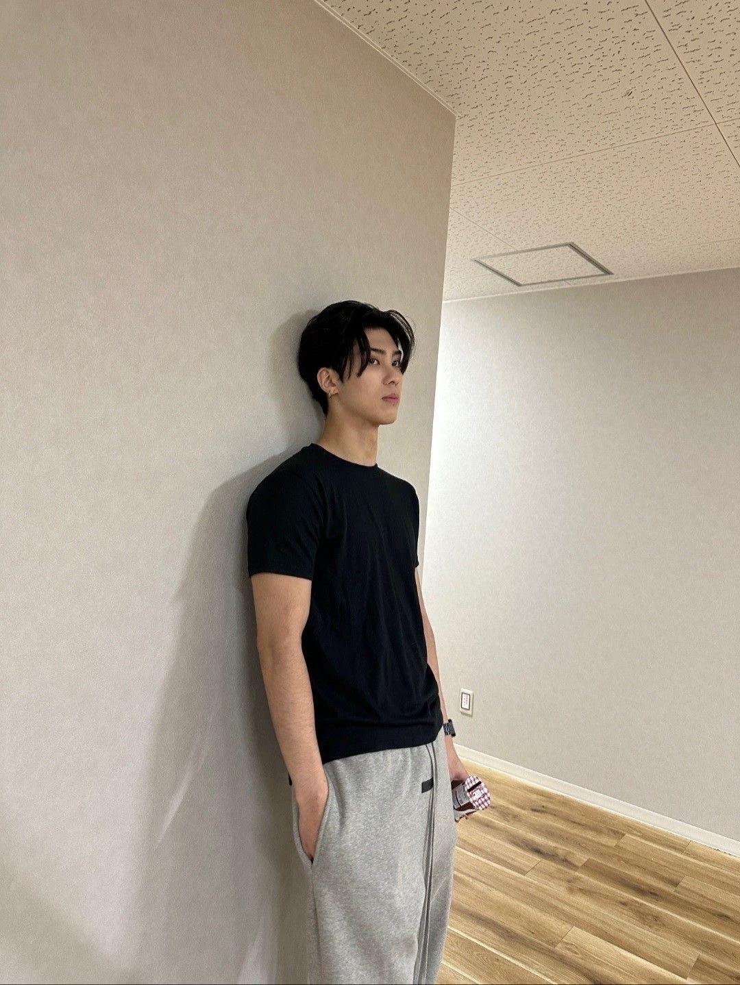 Yunhyeok thumbnail
