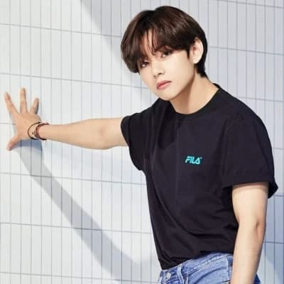 Kim Taehyung thumbnail