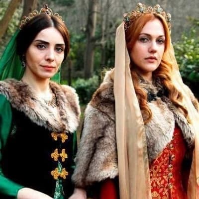 Mahidevran and Hürrem sultan thumbnail