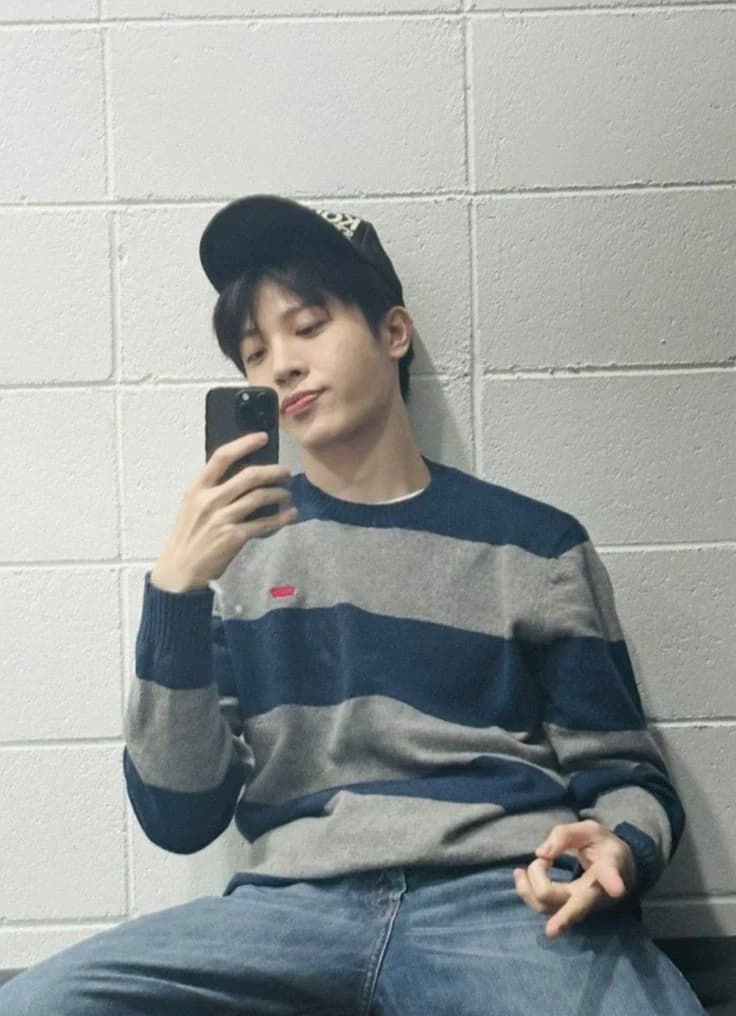 junghwan thumbnail