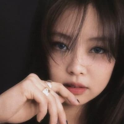 Jennie thumbnail