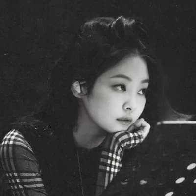 Jennie thumbnail