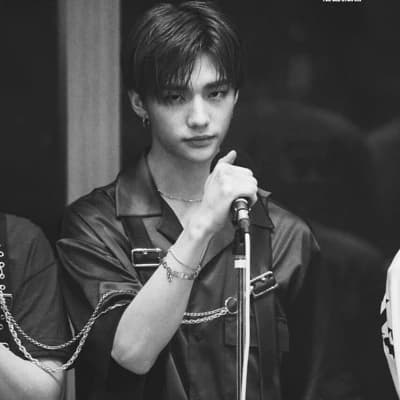 Hwang Hyunjin thumbnail