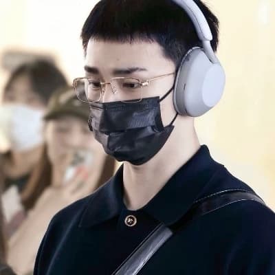 Hwang Hyunjin thumbnail