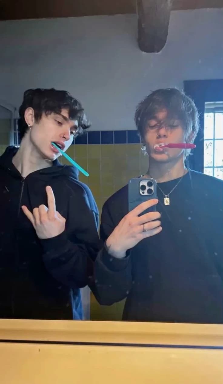 Ethan Clare thumbnail