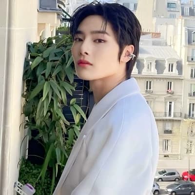 Yang Jeongin thumbnail