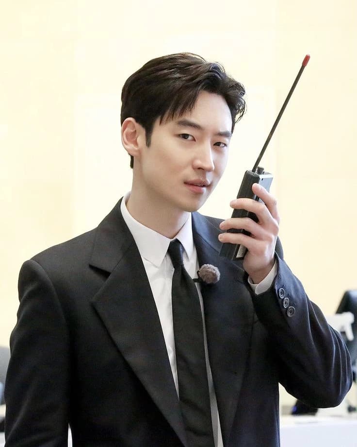 Lee Ji-hoon thumbnail