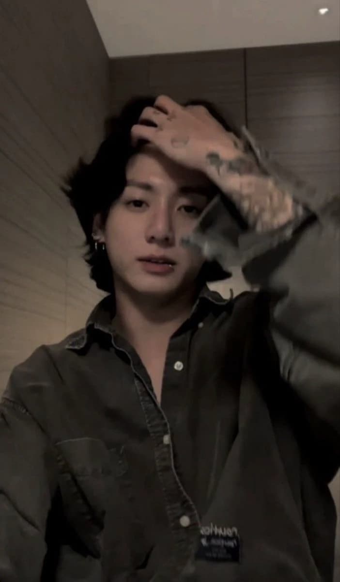 Jungkook\_\_Idol thumbnail
