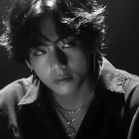 Kim Taehyung thumbnail