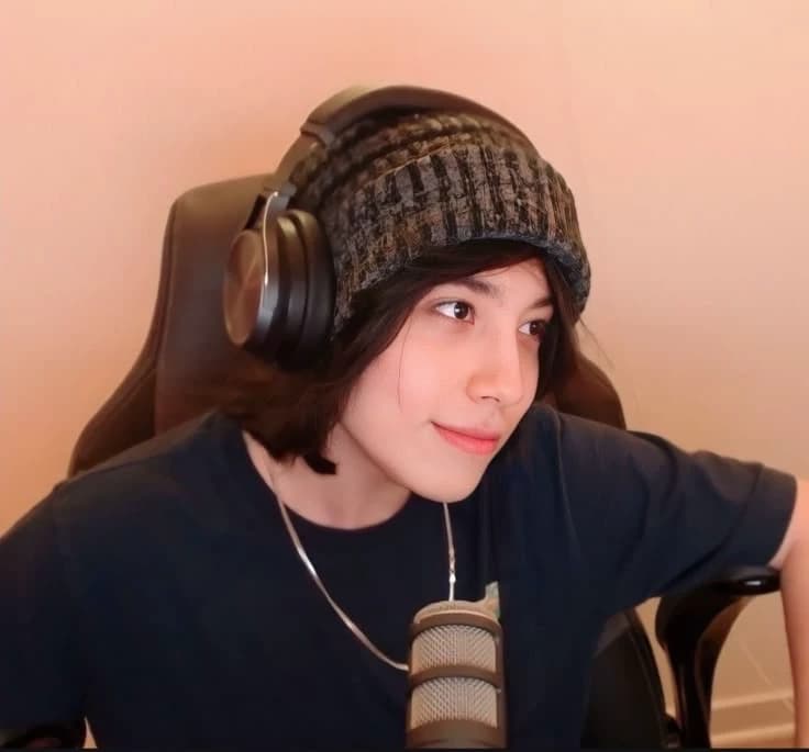 Alex (Quackity) thumbnail