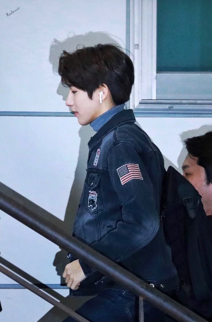 Renjun - Mafia thumbnail