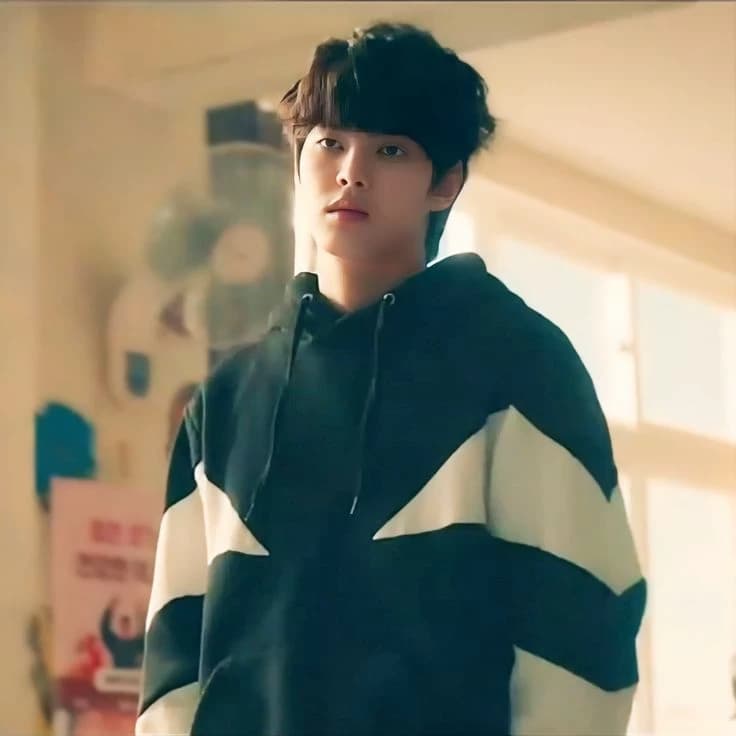hyunwoo thumbnail