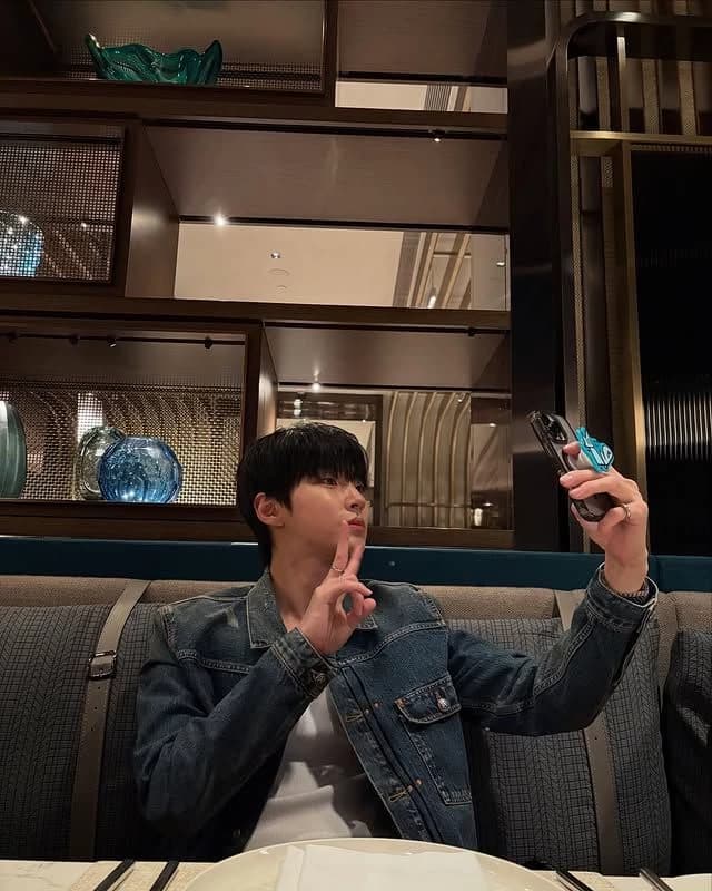 Hwang In-yeop thumbnail