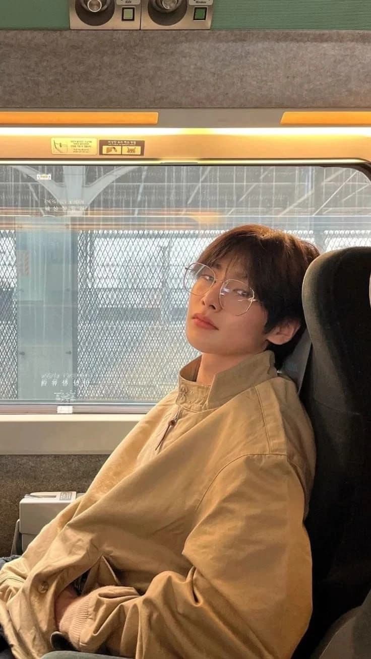 Yang Jeongin thumbnail