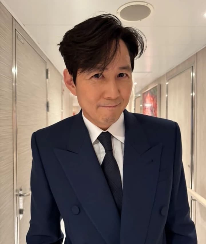 Lee Jung-Jae thumbnail