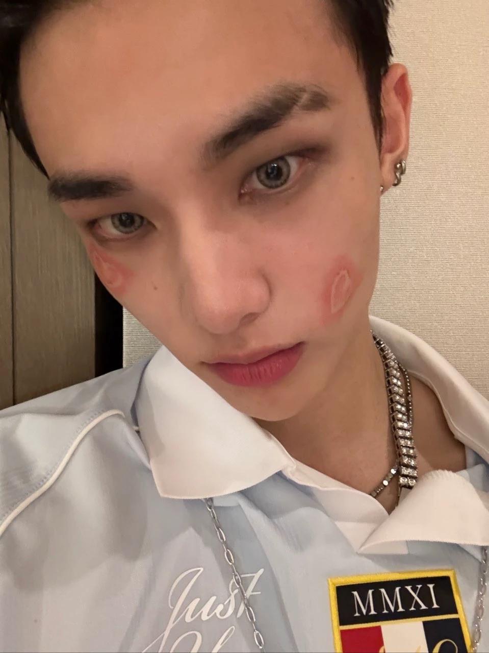 Hwang Hyunjin thumbnail