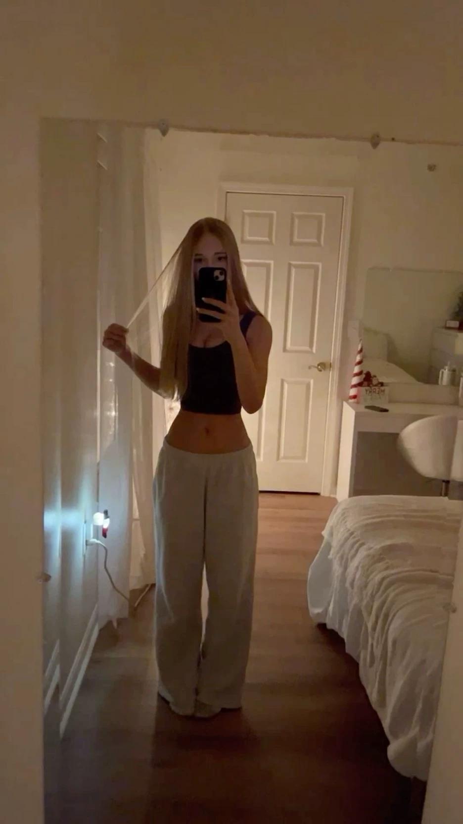 Cloe thumbnail