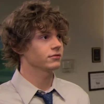 Evan Peters thumbnail
