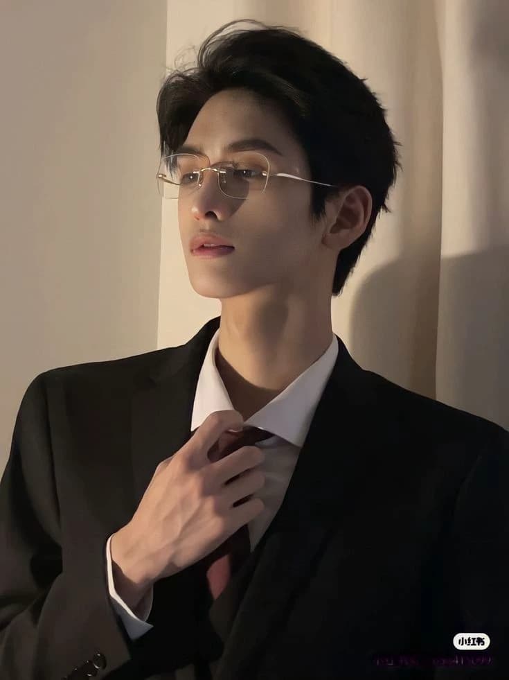 Forced to marry a mafia boss due to family debts thumbnail