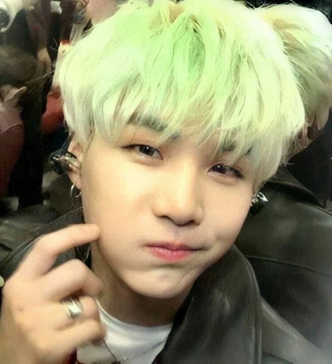 Min Yoongi thumbnail