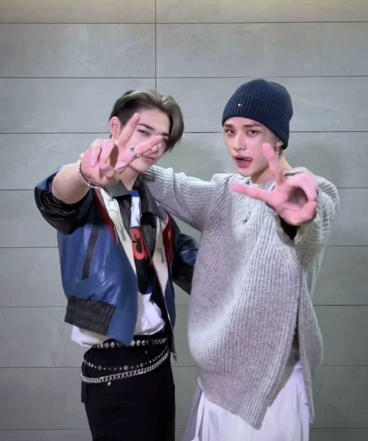 Niki or Hyunjin thumbnail