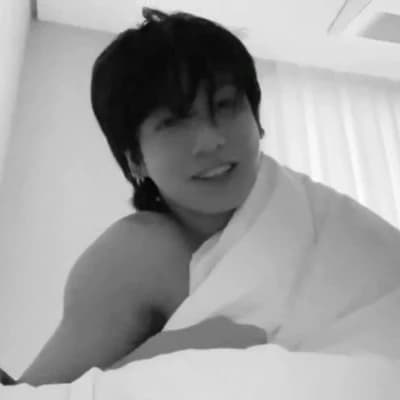Jeon Jungkook thumbnail