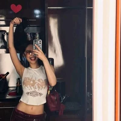 Jennie thumbnail