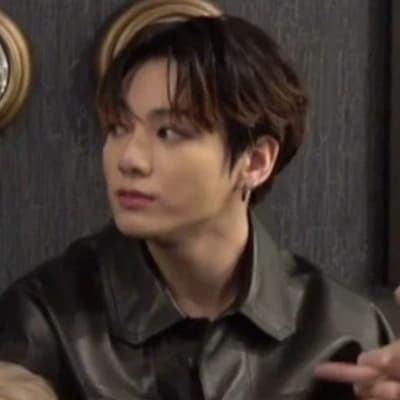 Jeon Jungkook thumbnail