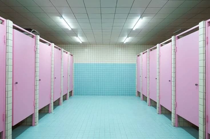 Squid Games Bathroom thumbnail