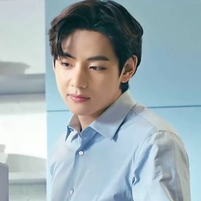 Kim Taehyung thumbnail