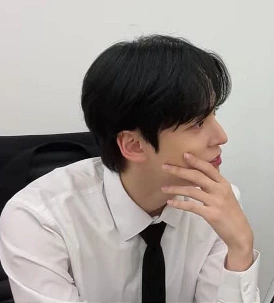 Jeong Yunho thumbnail