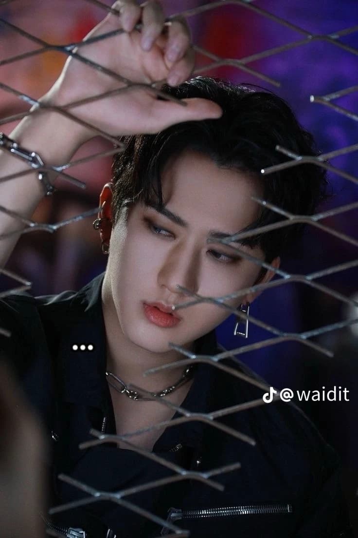 Seo Changbin thumbnail