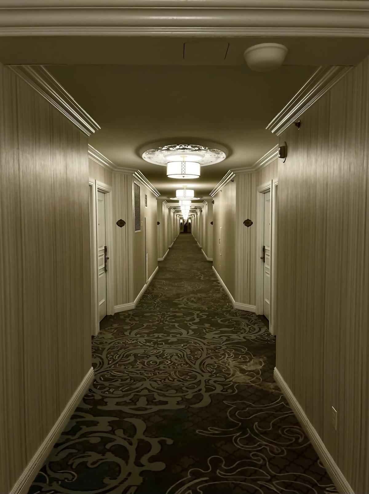 Charlotte Motel (Say Yes Hallway) thumbnail