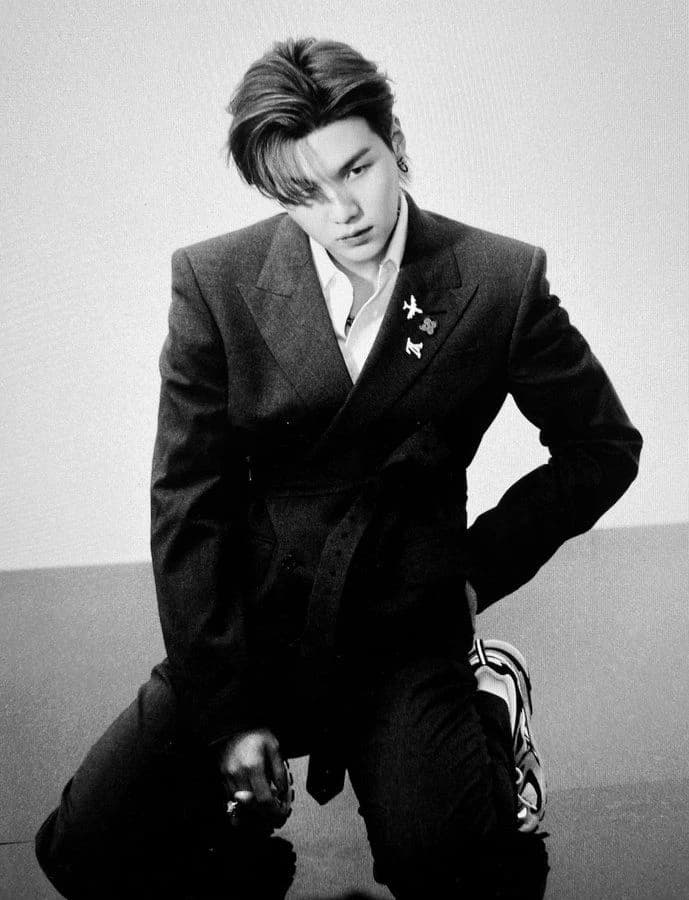 Min Yoongi aka Min suga_ The king of the mafia world👑 thumbnail