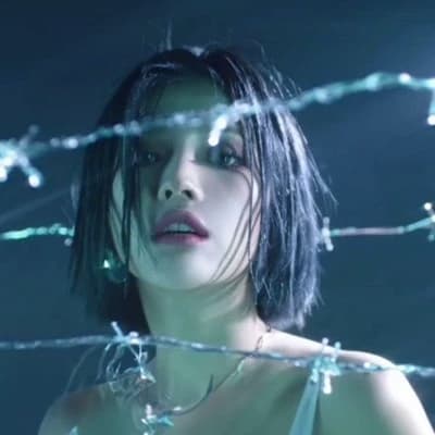 soyeon thumbnail