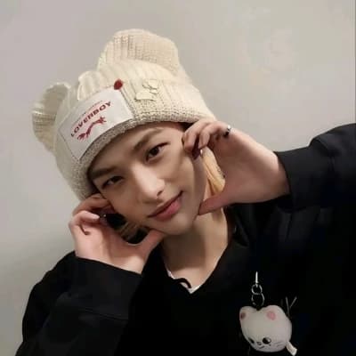 Hyunjin || Hyunlix thumbnail