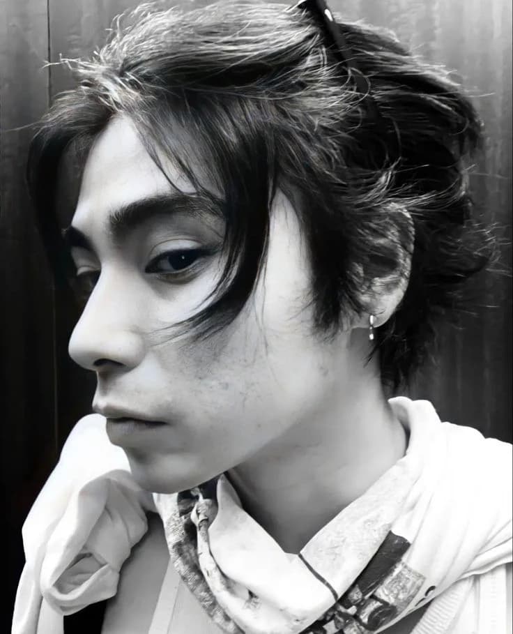 Nijiro Murakami thumbnail