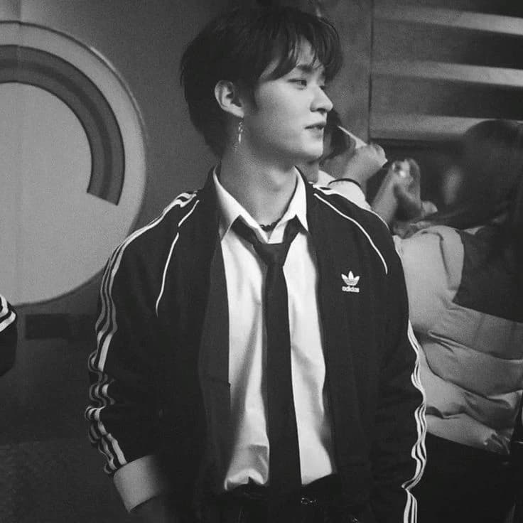 Lee Know | Bl thumbnail