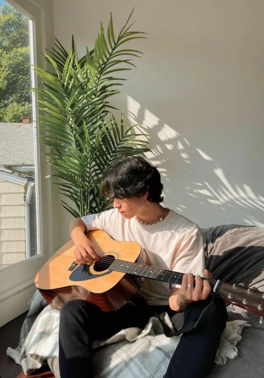 Carlos Sánchez  thumbnail