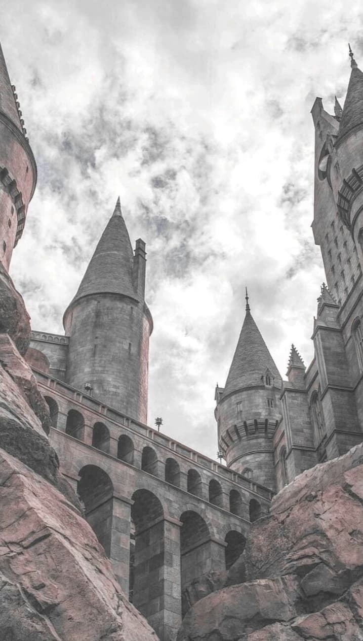 Hogwarts thumbnail