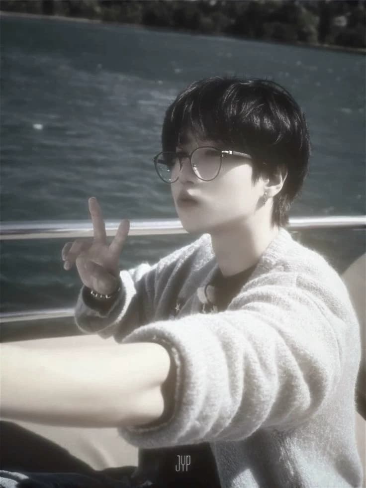 Han Jisung thumbnail