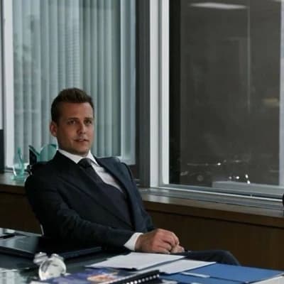 Harvey Specter thumbnail