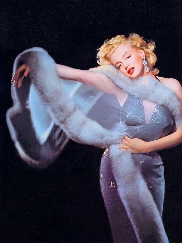 Marilyn Monroe thumbnail
