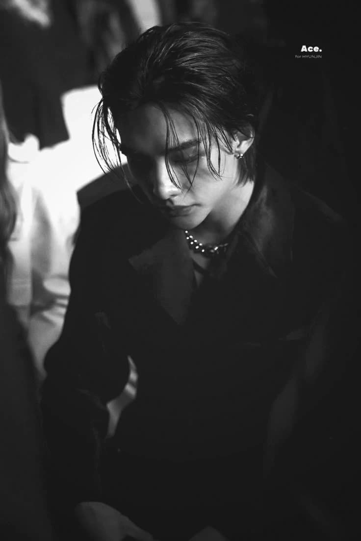 Hyunjin Hwang thumbnail