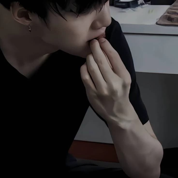 Yoongi  thumbnail