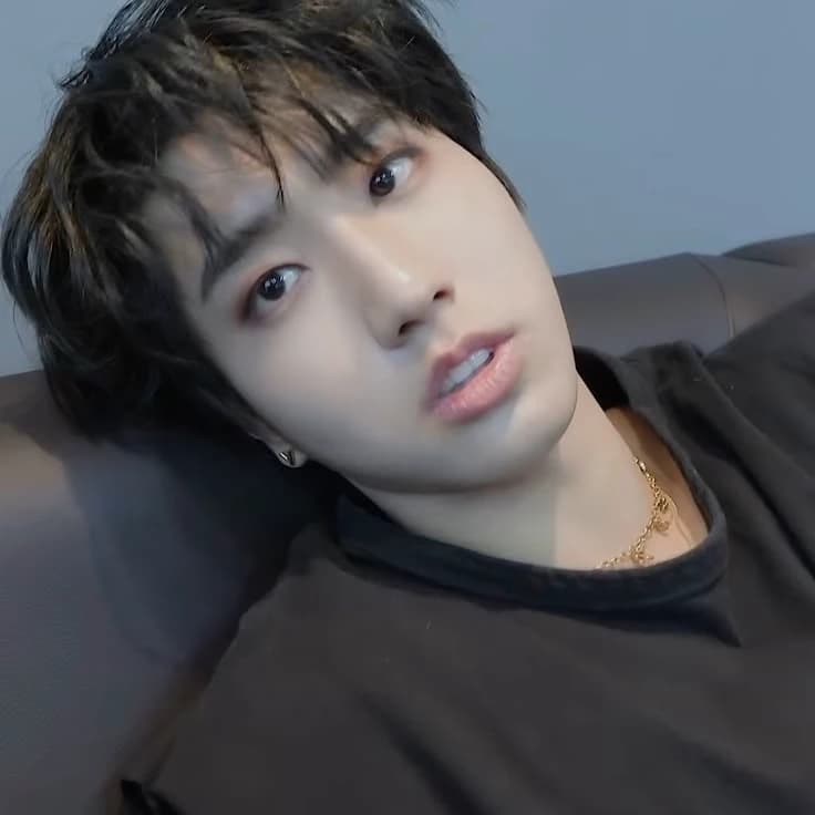 han jisung thumbnail