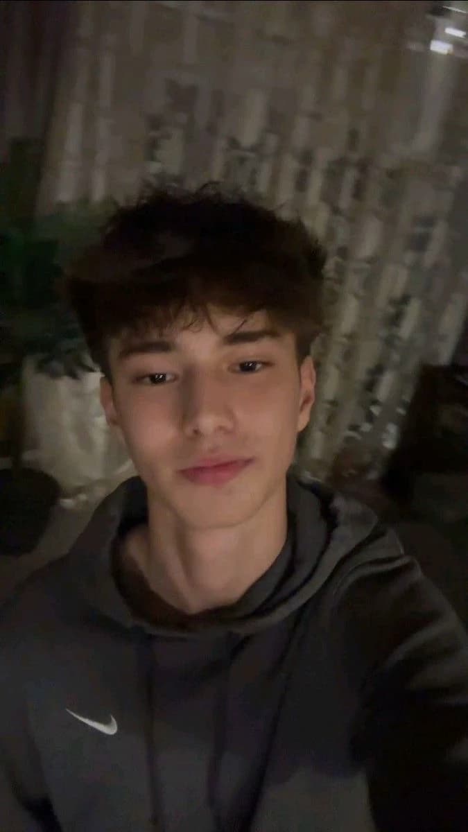 either thumbnail