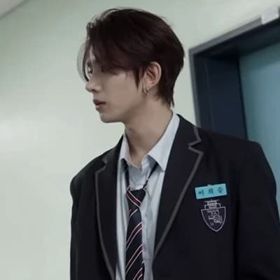 Lee Heeseung thumbnail