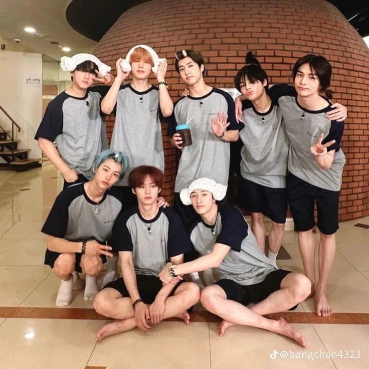 Stray kids >🌟 thumbnail